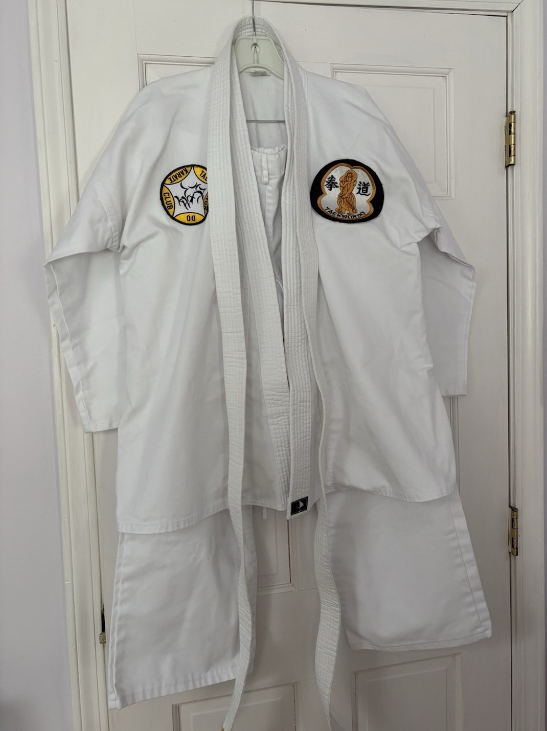 Century Martial Arts Gi Uniform Mens Small White Cotton Jacket Pants Belt & Bag