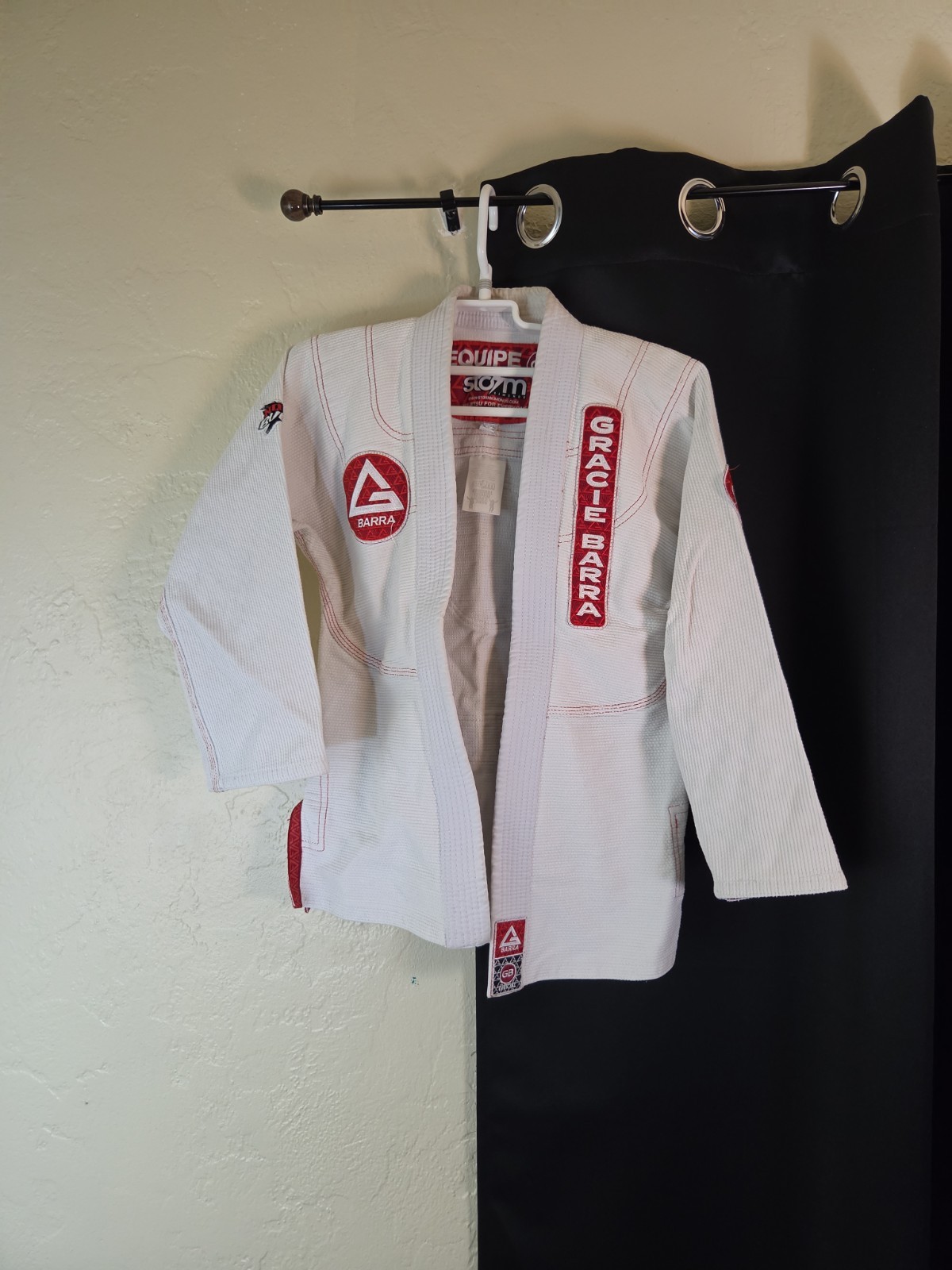 Gracie Barra Equipe Jiu Jitsu Gi Jacket Y6 Kimono White Top Only Size Youth 6