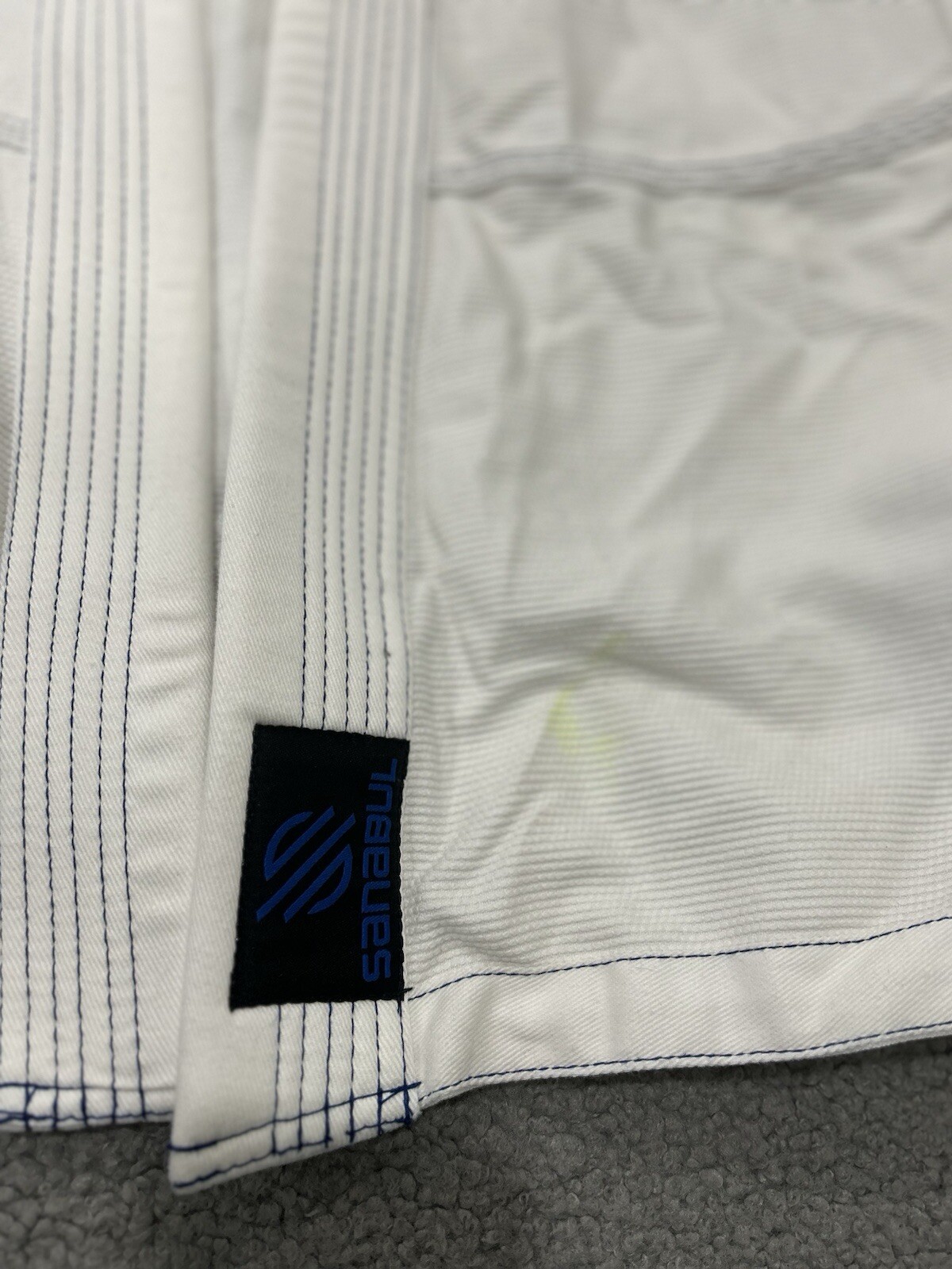 Sanabul Gi Top Brazilian Jiu Jitsu Size A0 White Embroidery Martial Arts MMA