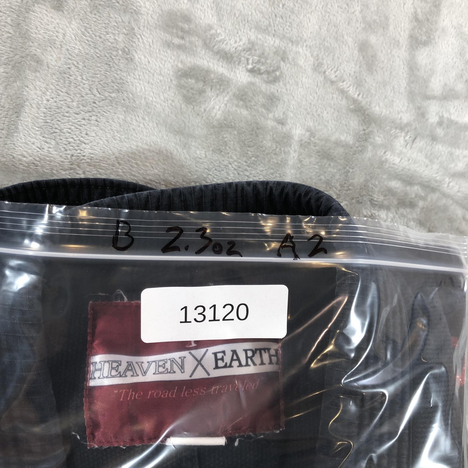 Heaven X Earth BJJ Gi Jacket Mens A2 Medium Black Kimono Mayara Custodio