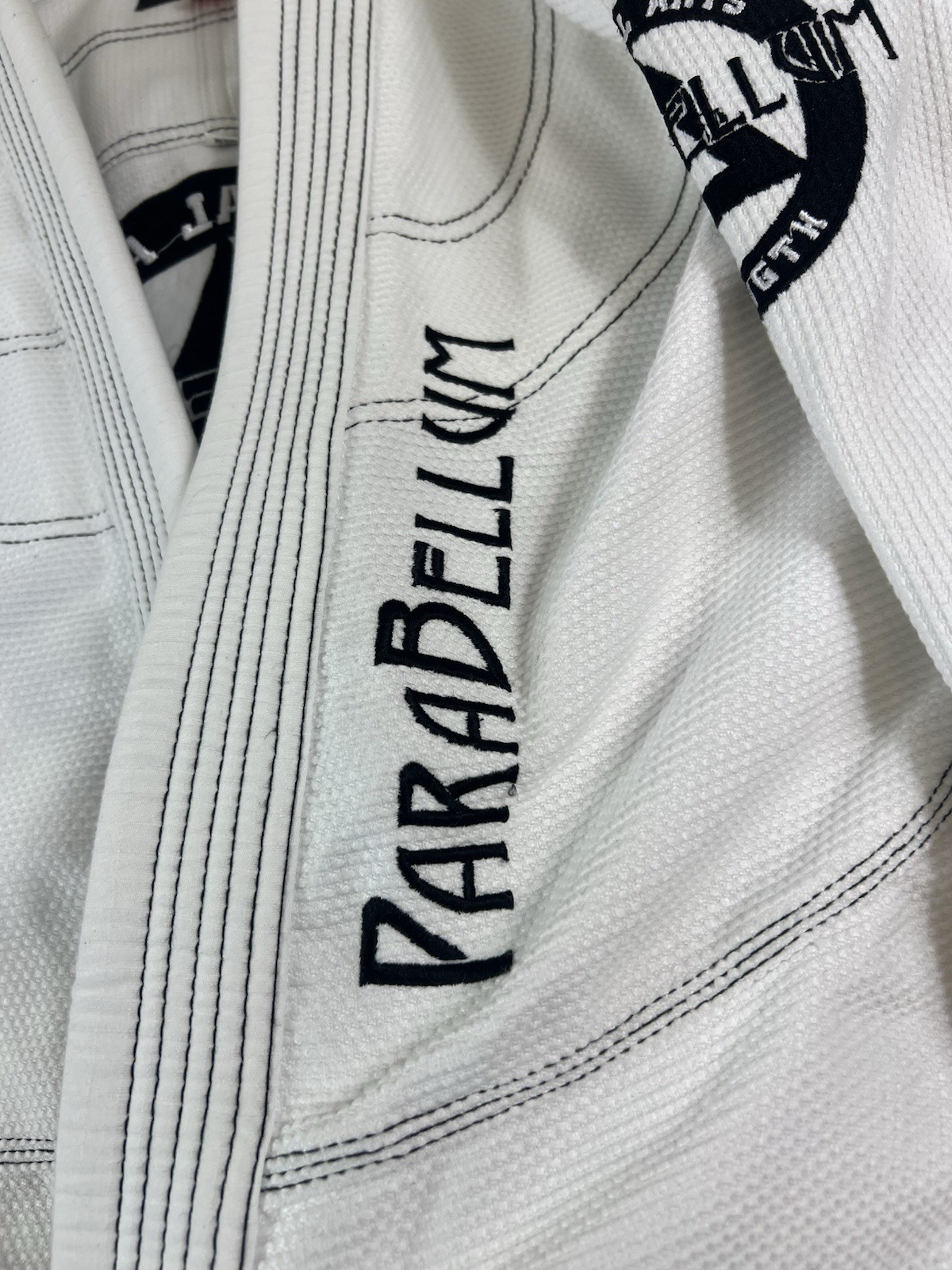 Women’s Parabellum Martial Arts Jiu-Jitsu Gi White Size F4 Top & Pants