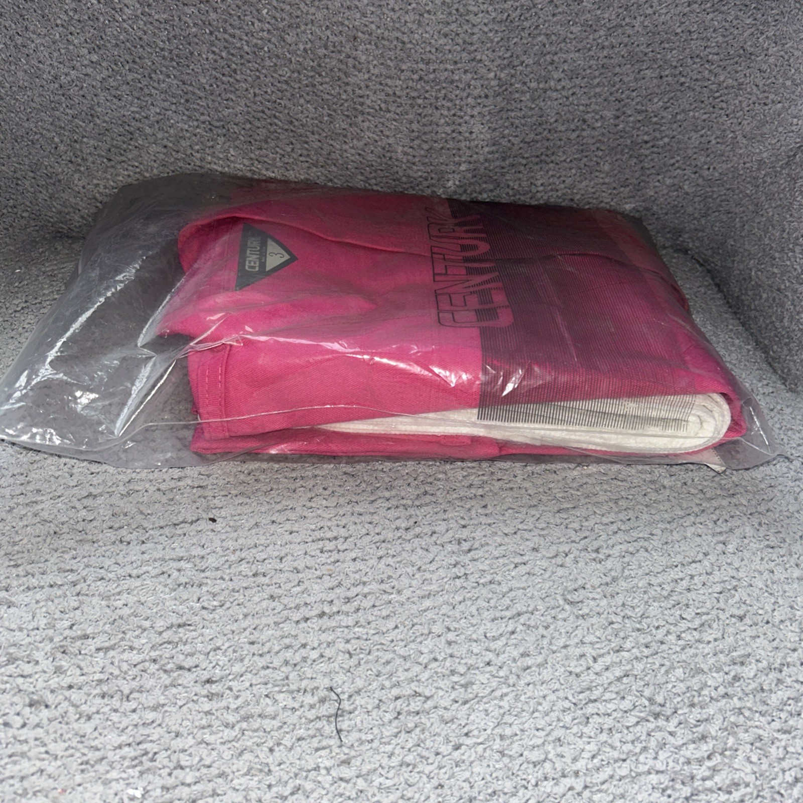 Century Matrial Arts Lightweight 6 oz Student Uniform Size 3 pink with belt NIB