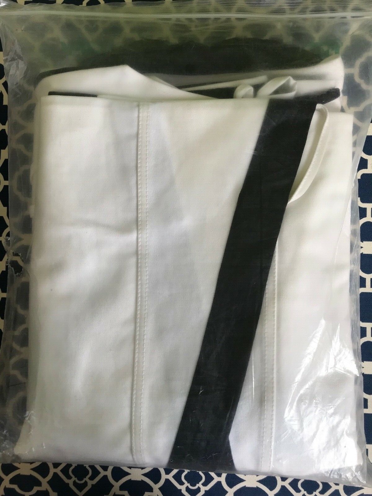 Tiger Claw Martial Arts Uniform Hayashi Gi in White and Black Brand New