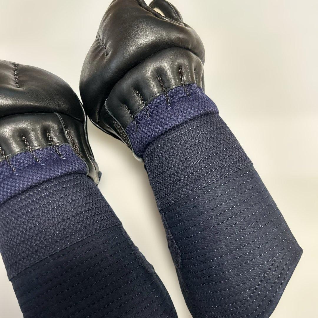Japanese Kendo Kote Gauntlets Navy/Black 1 Pair Used #26072406