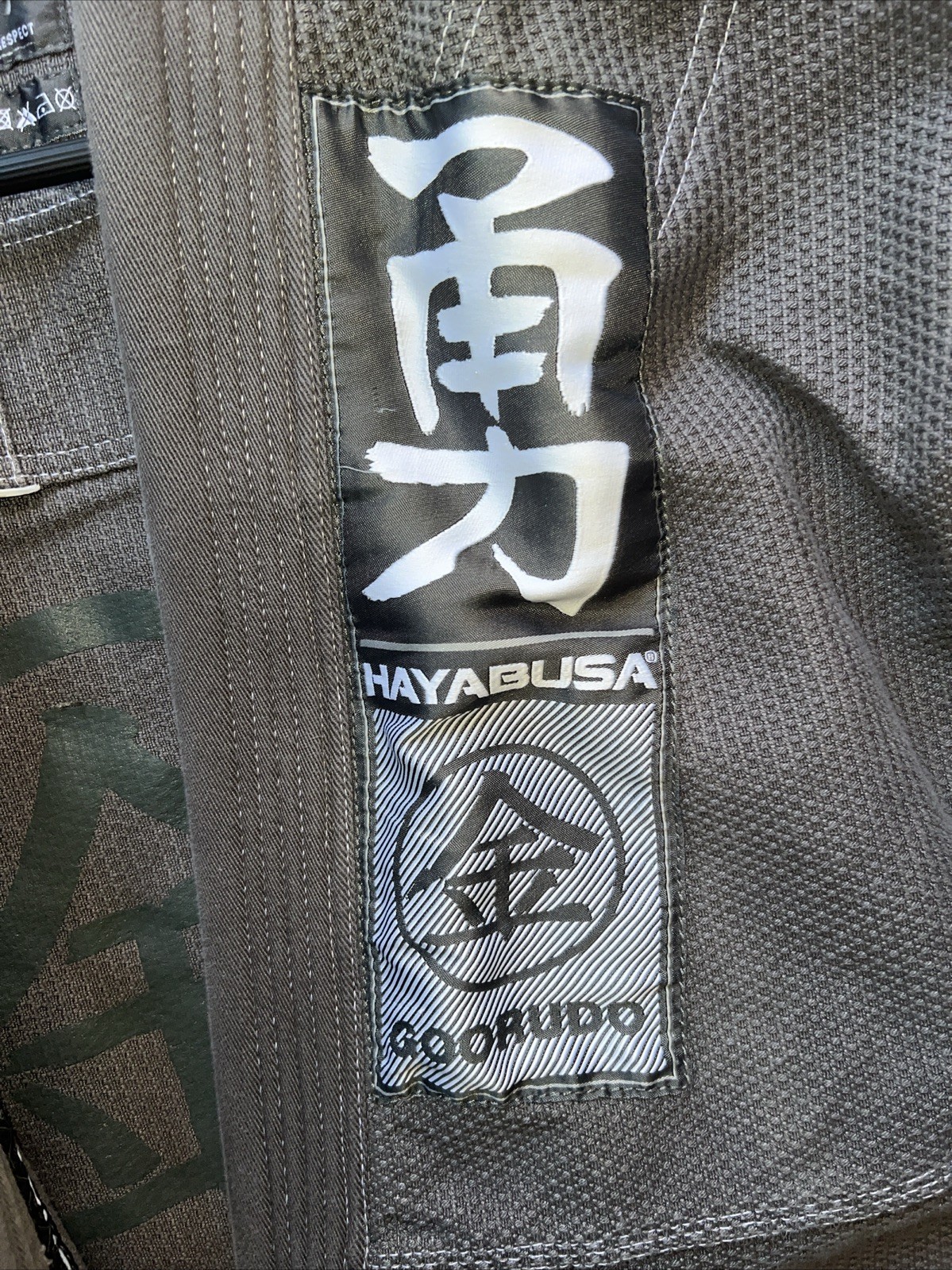 Hayabusa GI A4 Pearl Weave Jiu Jitsu Grappling Karate Grey Set