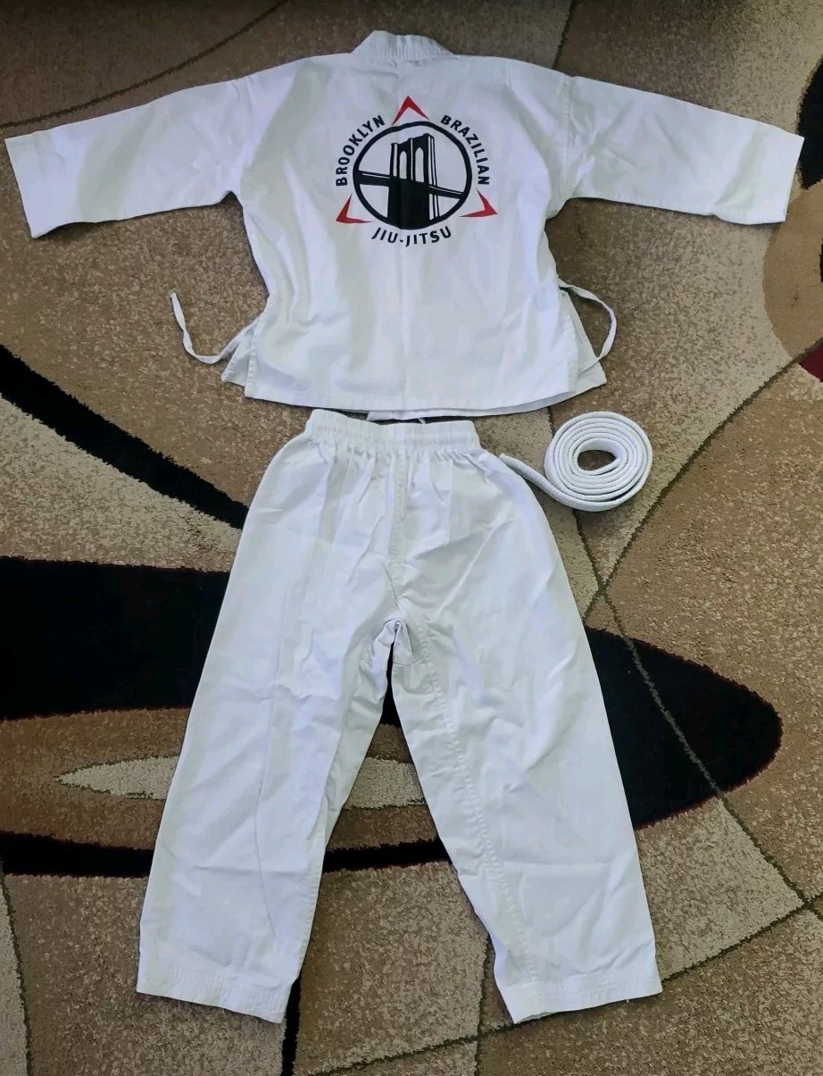 Martial Arts Jiu-Jitsu Kids 3 pcs Uniform, White, Size 1 (8-10 y.o.)