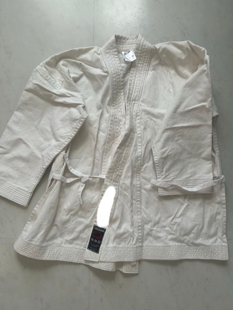 Tokaido Karate Gi Set, Size 2, White Belt, Yellow Belt, With Lifting Support,