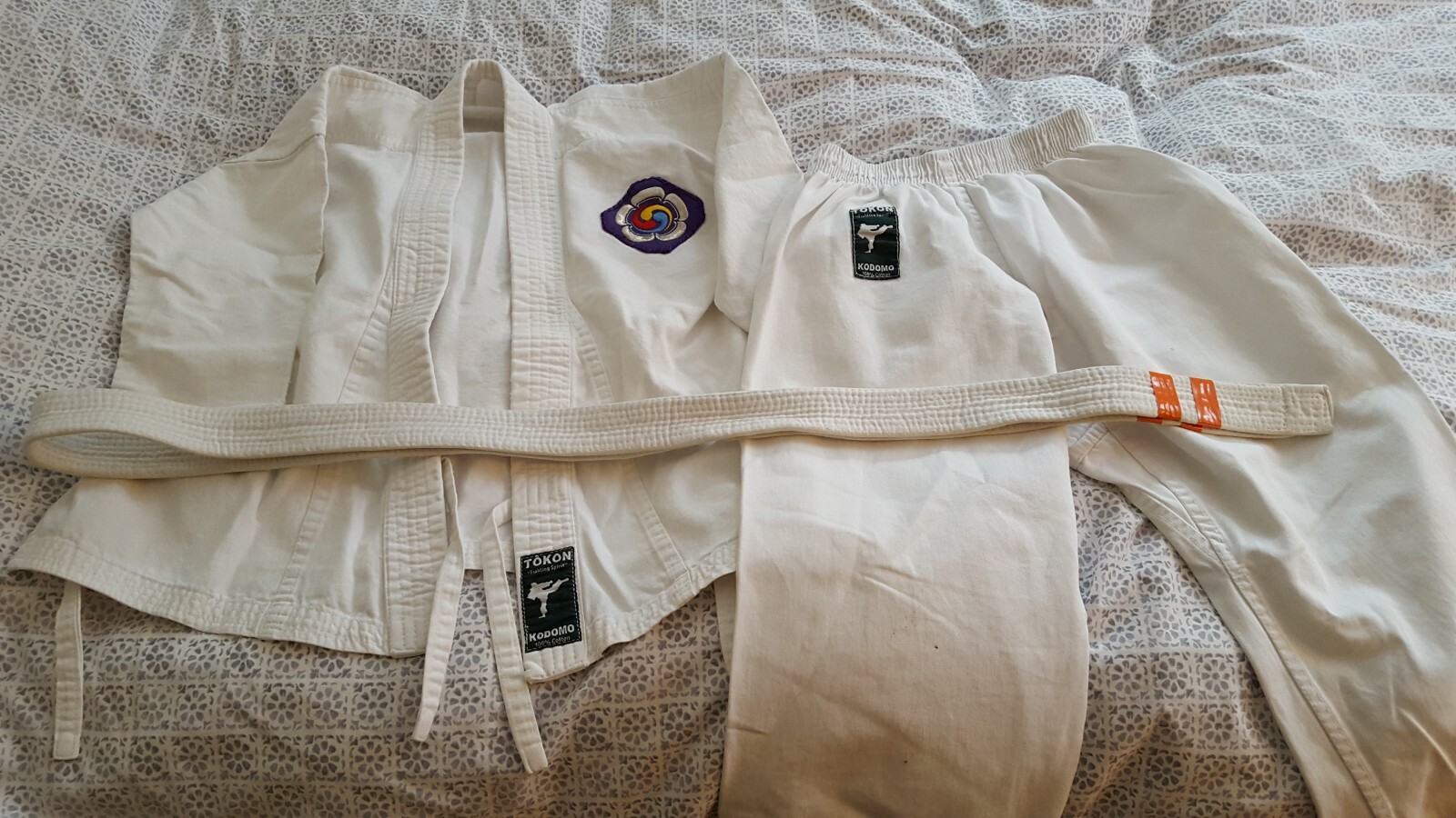 Martial Arts Uniform Tokon “Fighting Spirit” youth or Unisex size 000