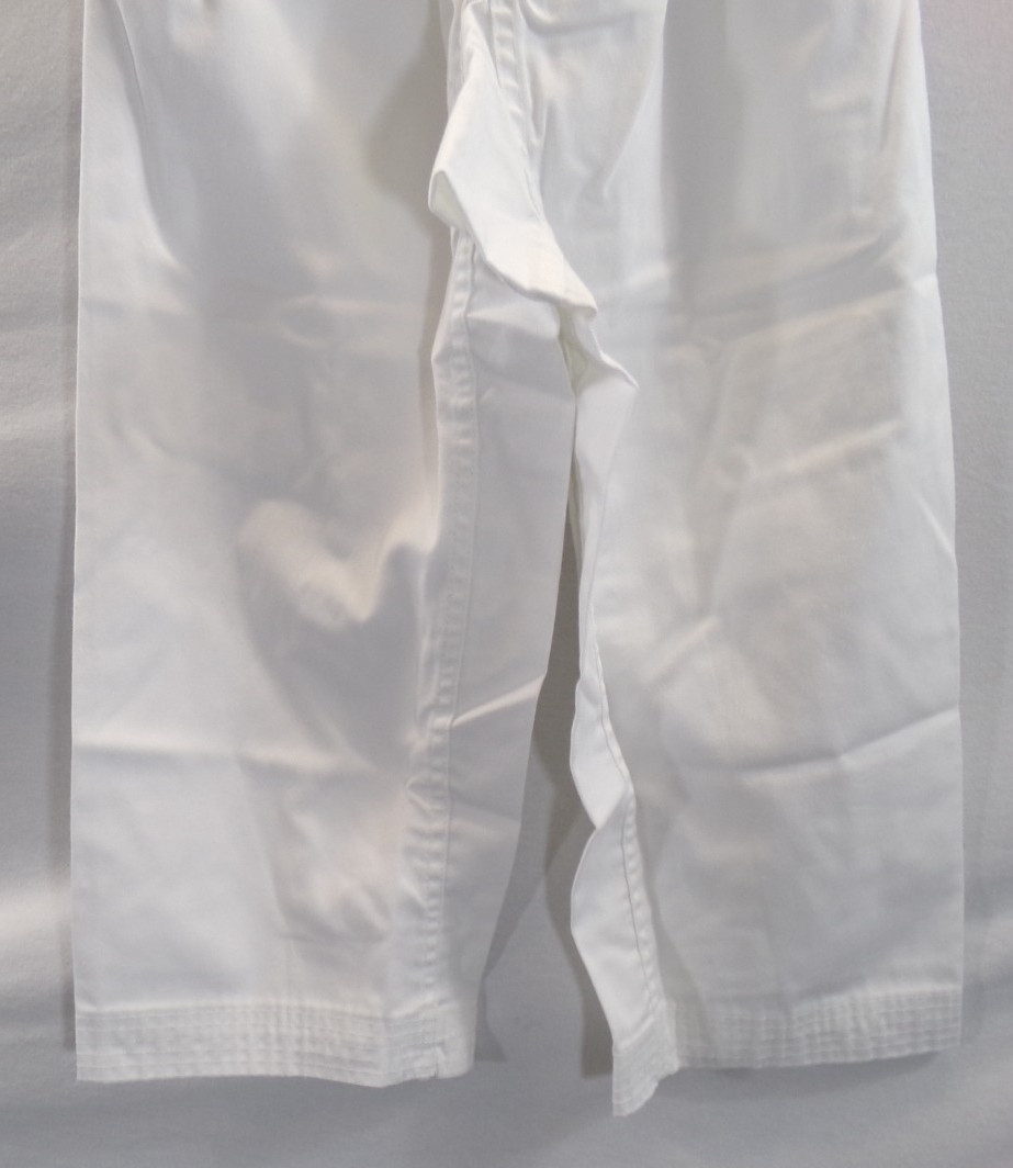 Karate Martial Arts Uniform Kids Size 00 White Tiger Claw – Read