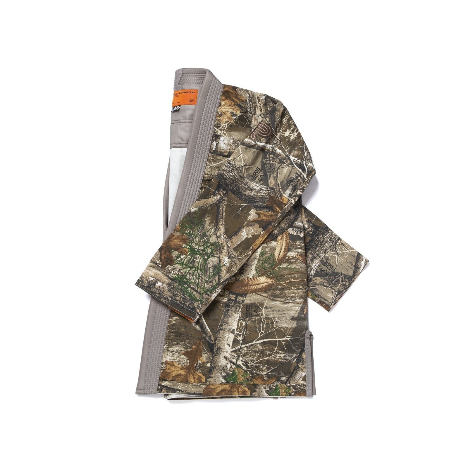 A&P B84 REALTREE CAMO KIMONO (HOUSE) – ALBINO & PRETO with Free Tariff Postage