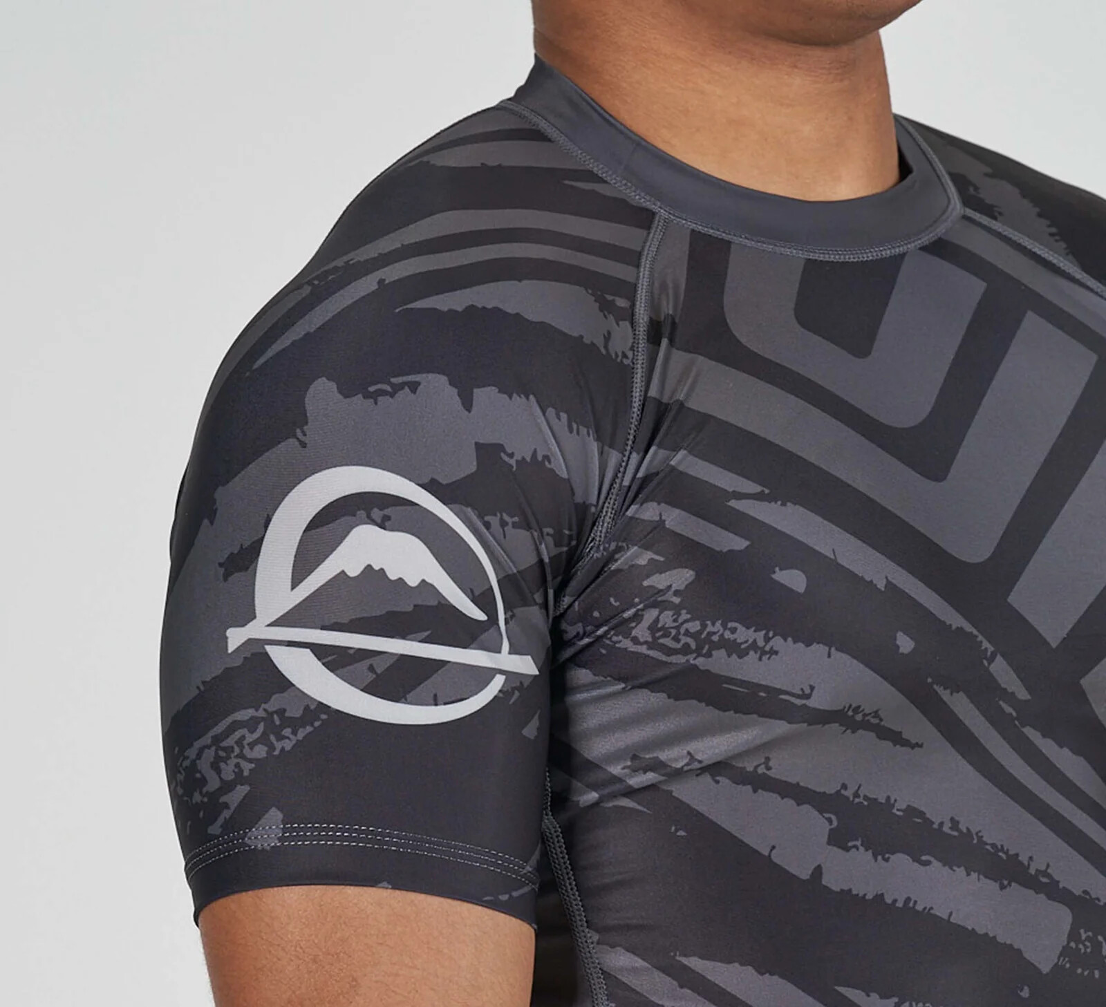 Fuji Battle Flex Lite MMA BJJ Jiu Jitsu Short ShortSleeve SS Rashguard – Black