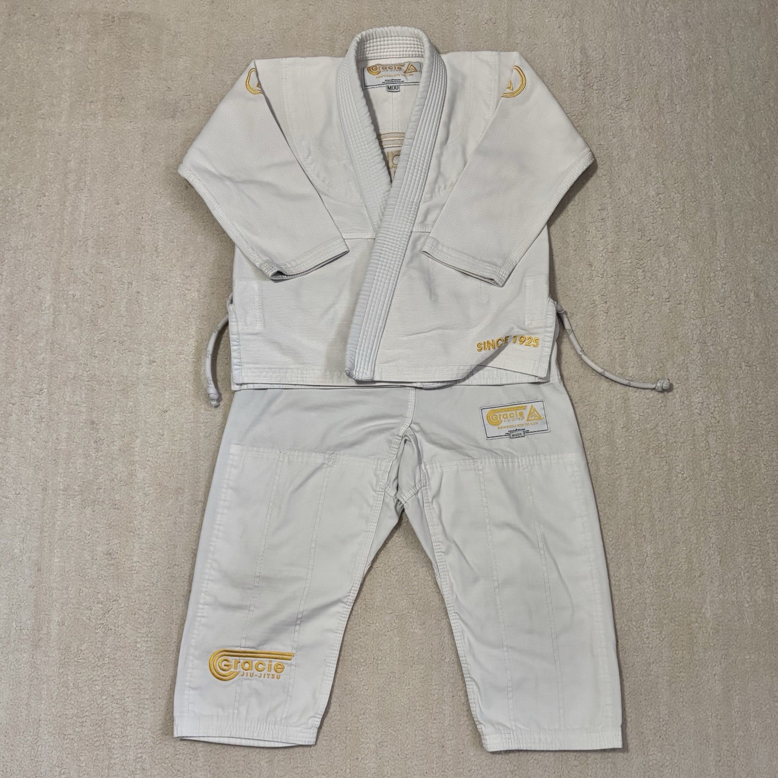 Kids Gracie Bullyproof Jiu Jitsu Roller Gi size M00