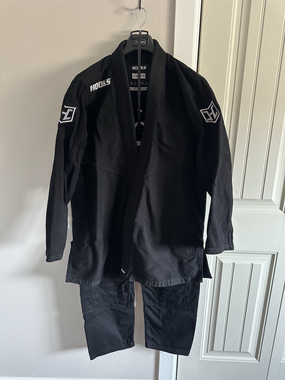 Men’s Black W/White Hooks Brand BJJ Prolight 2.0 GI Kimono & Pants Size A5 New