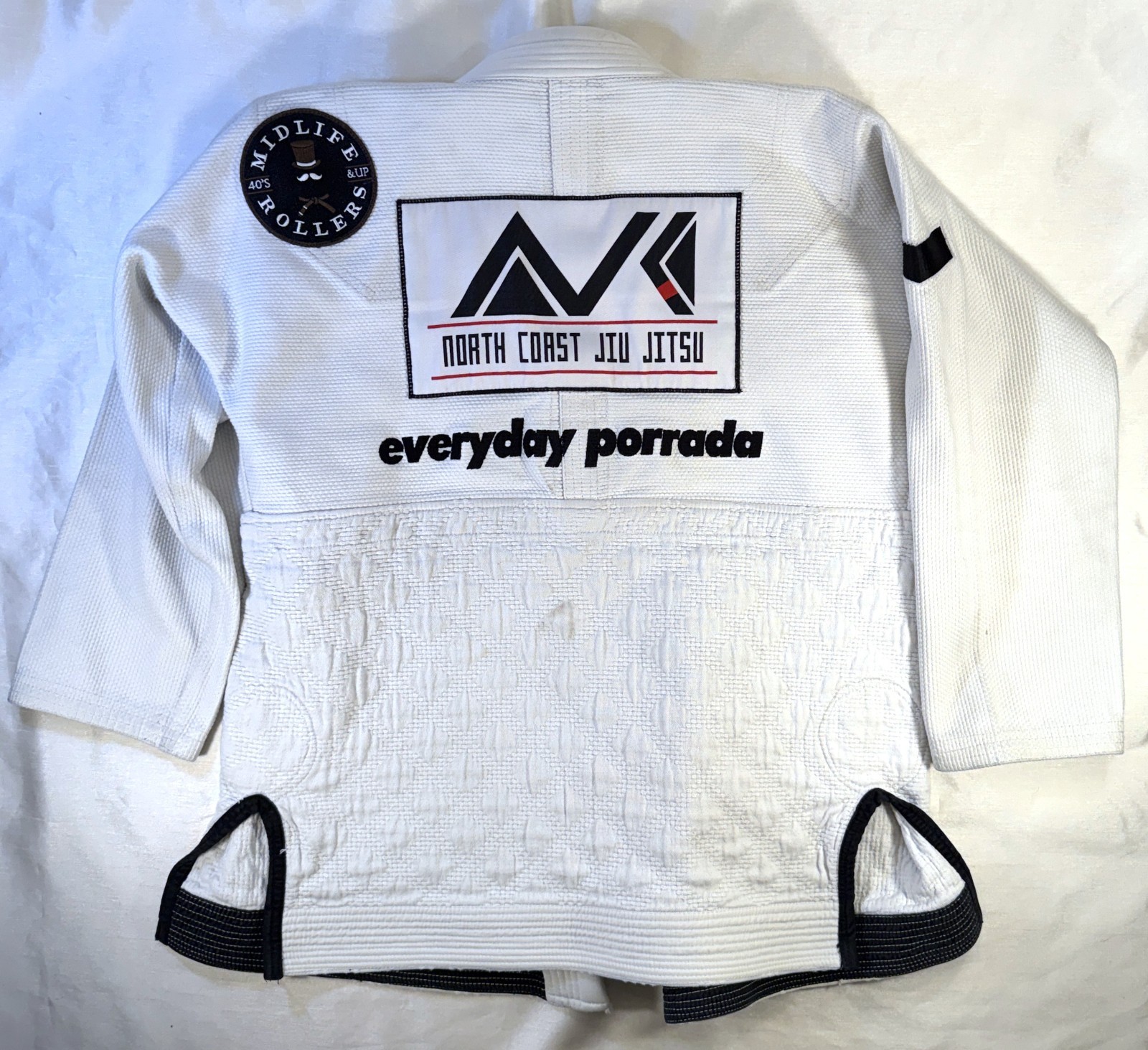 HYPERFLY everyday portada LIMITED EDITION White Jiu Jitsu Gi Jacket Size A1