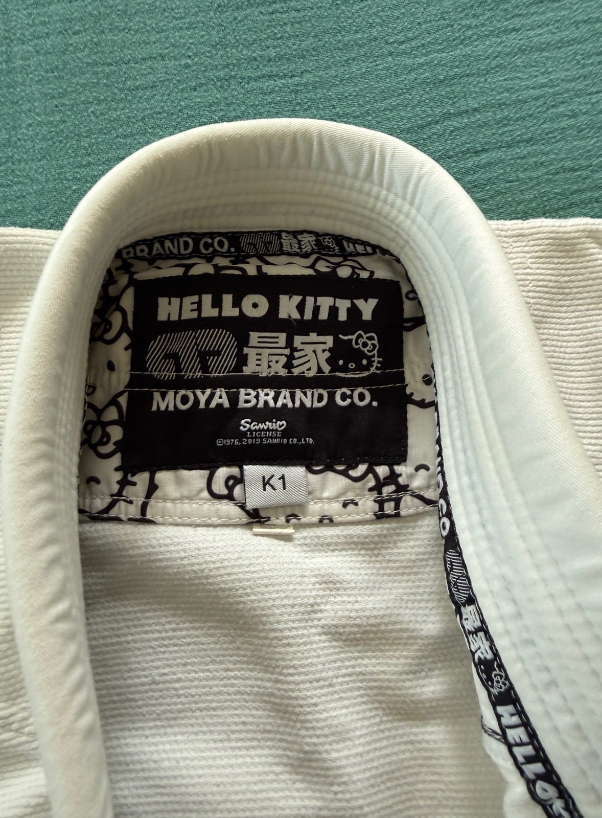 MOYA BRAND CO. Hello Kitty White Jiu-Jitsu Gi Uniform Kids Unisex Size K1