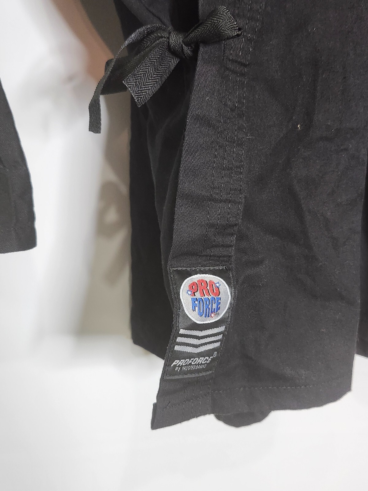 Pro Force Karate Ultra Light Weight Uniform Size 2 Kids Unisex