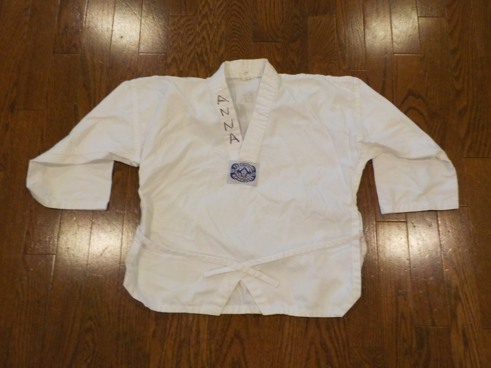 Taekwondo Uniform Youth Kids Shirt and Pants White Size 0