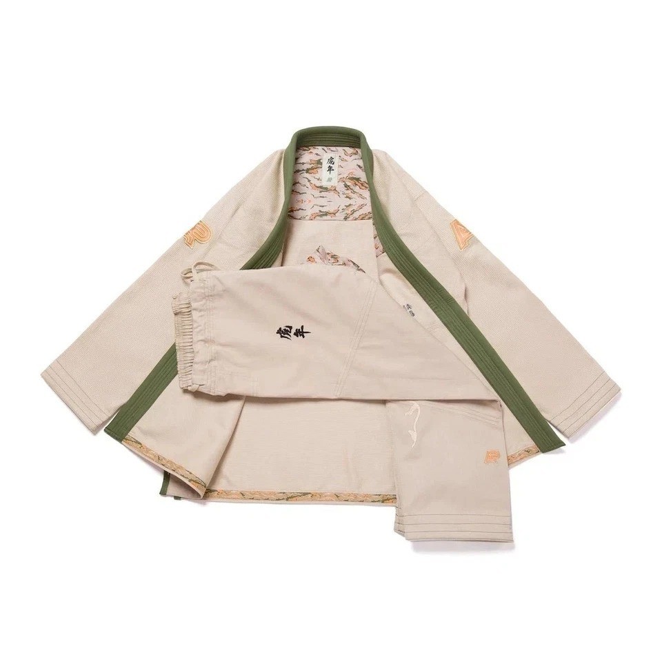 Shoyoroll BJJ Albino and Preto Batch 110 Year of the Tiger kimonos 450 GSM + BAG