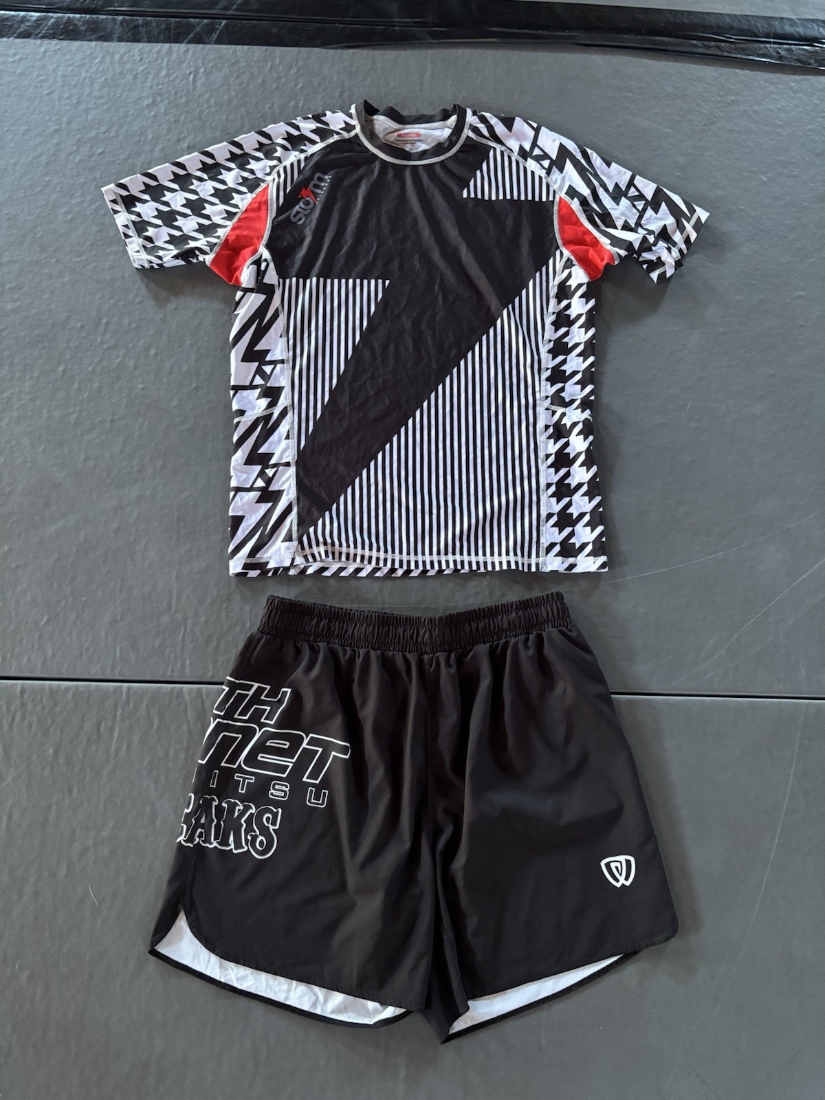 Jiu Jitsu Set Rashguard Storm, Shorts 10th Planet Freaks Bjj MMA XL