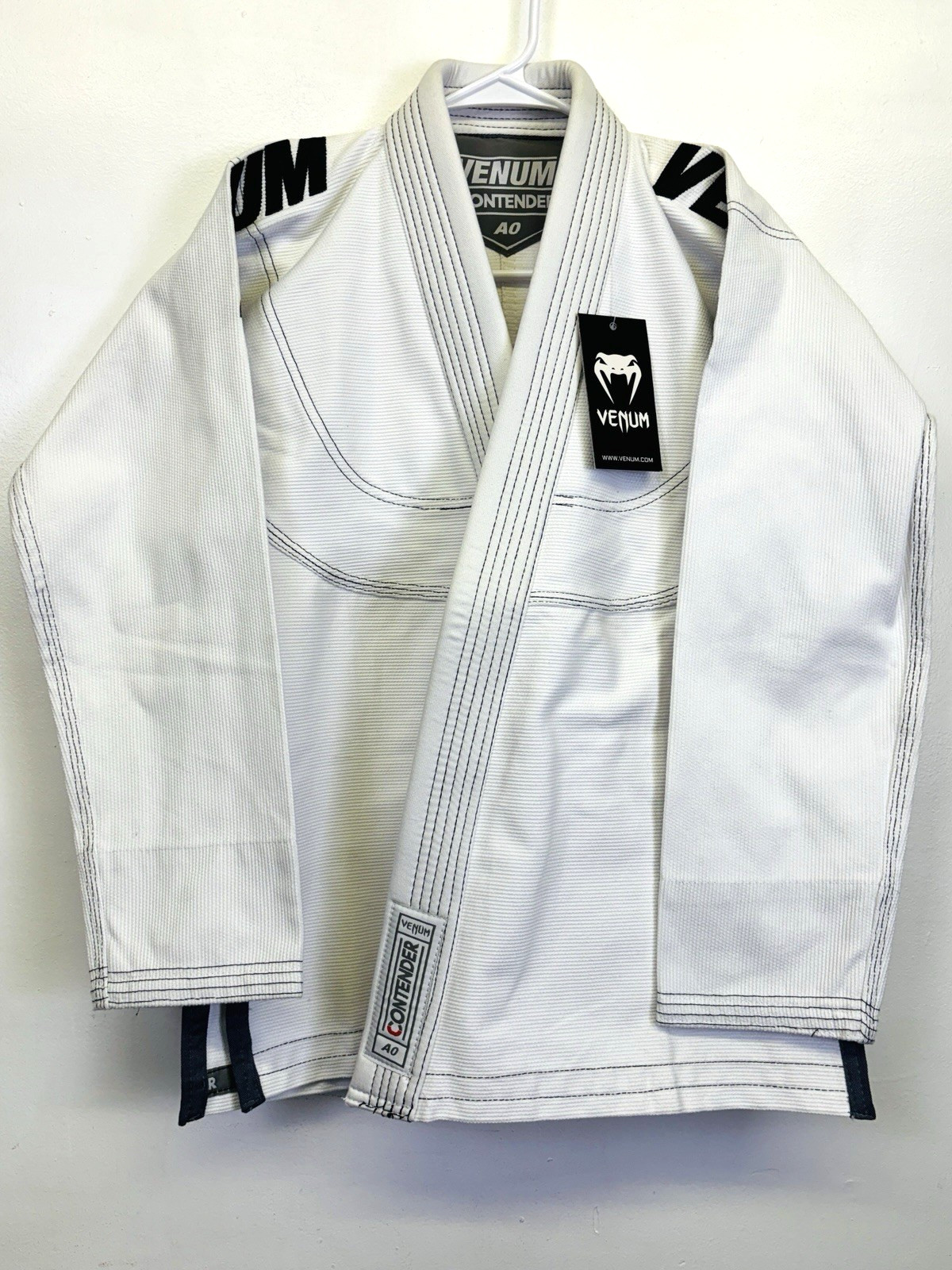 Venum Contender Evo BJJ Gi White Extra Small sz A0 New w Minor Issue SEE INFO