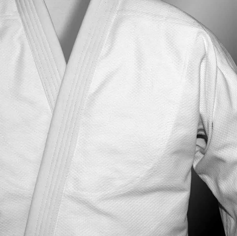 Judo Gi White Kimono Uniform 750gsm With 100% Cotton Judo Gi Kimono Suit