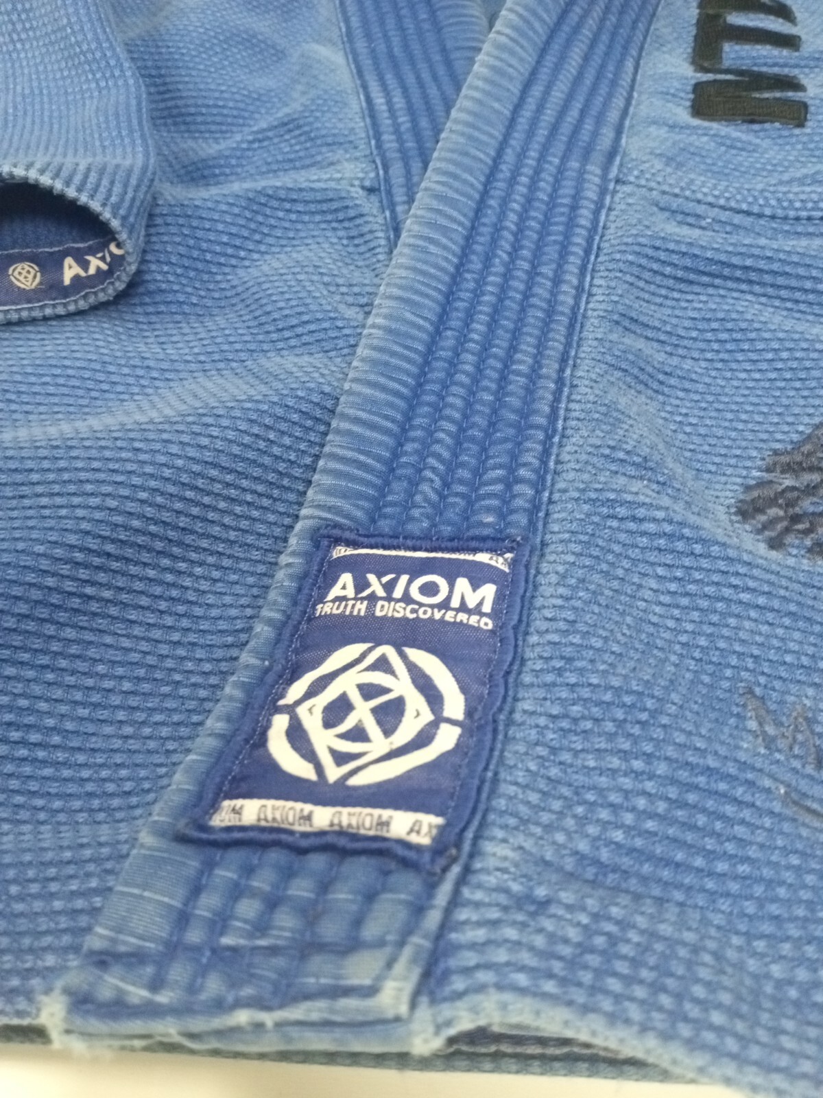 Kids M-oo BJJ Axiom Gi Top Blue Mighty oaks warriors program