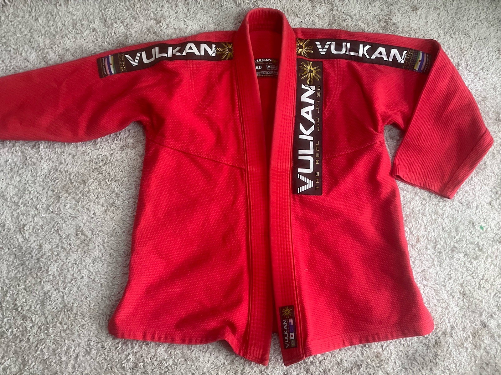 VULKAN Brazilian Jiu Jitsu GI Pro Light Size A0 Red Jacket Top Men’s