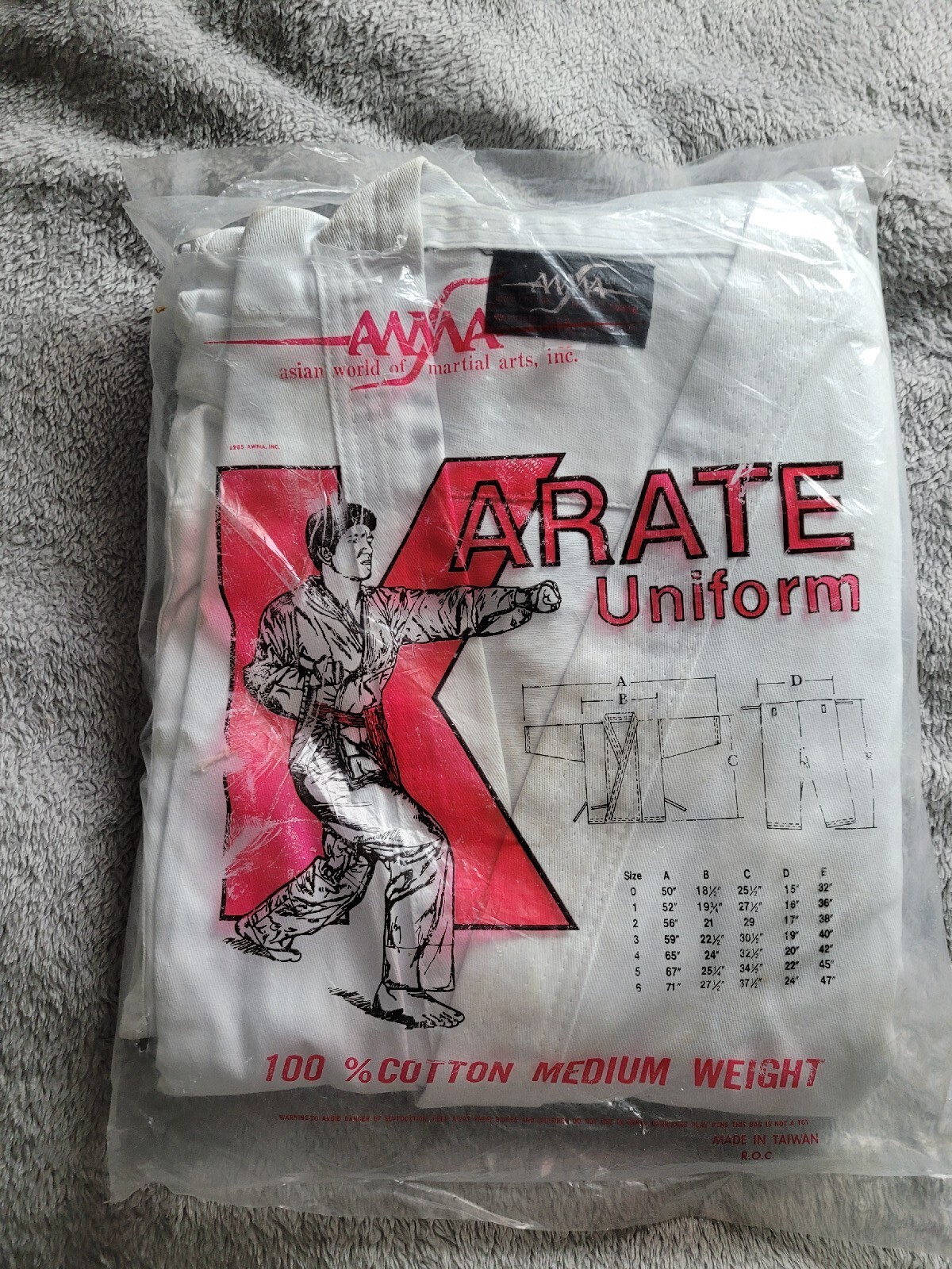 Rare Vintage 1985 Asian World Of Martial Arts AWMA Gi Karate Set Size 6 (XL)
