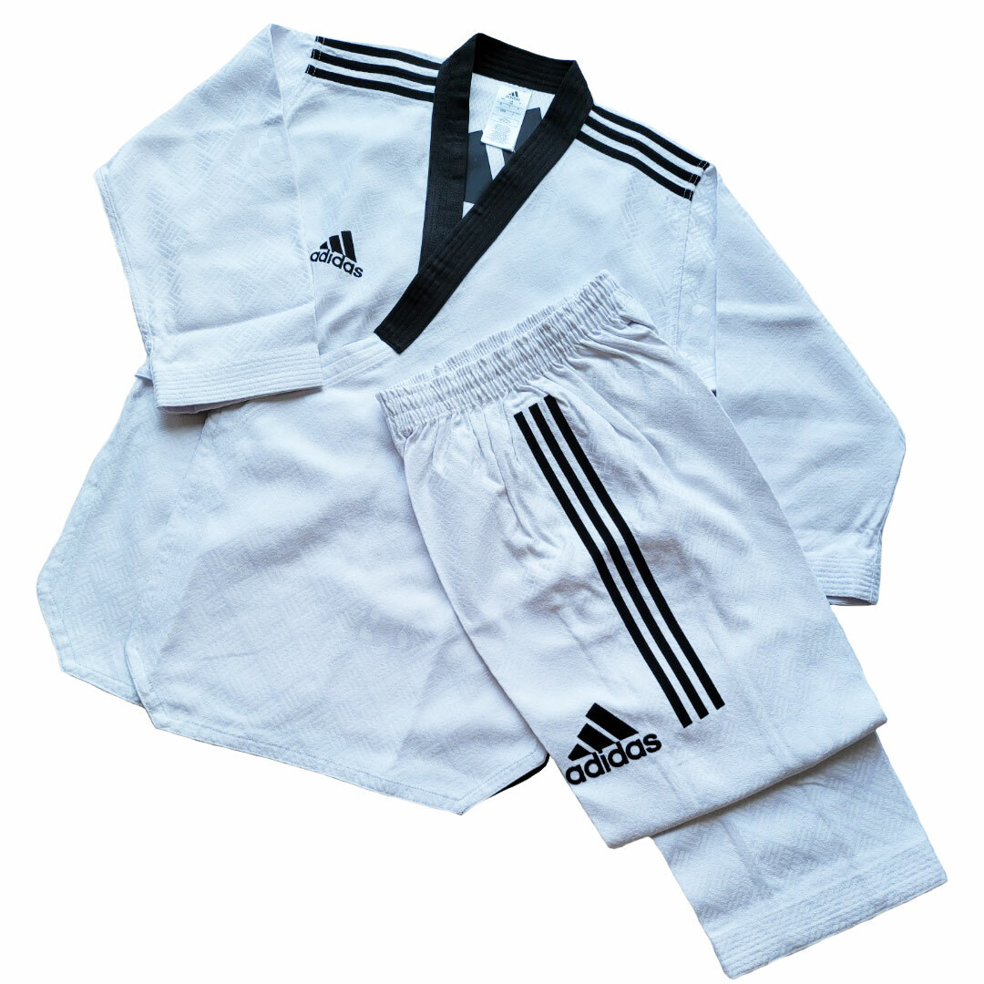 Adidas HERITAGE Taekwondo Uniform/3 stripe Grandmaster Gis/Limited edition Dobok