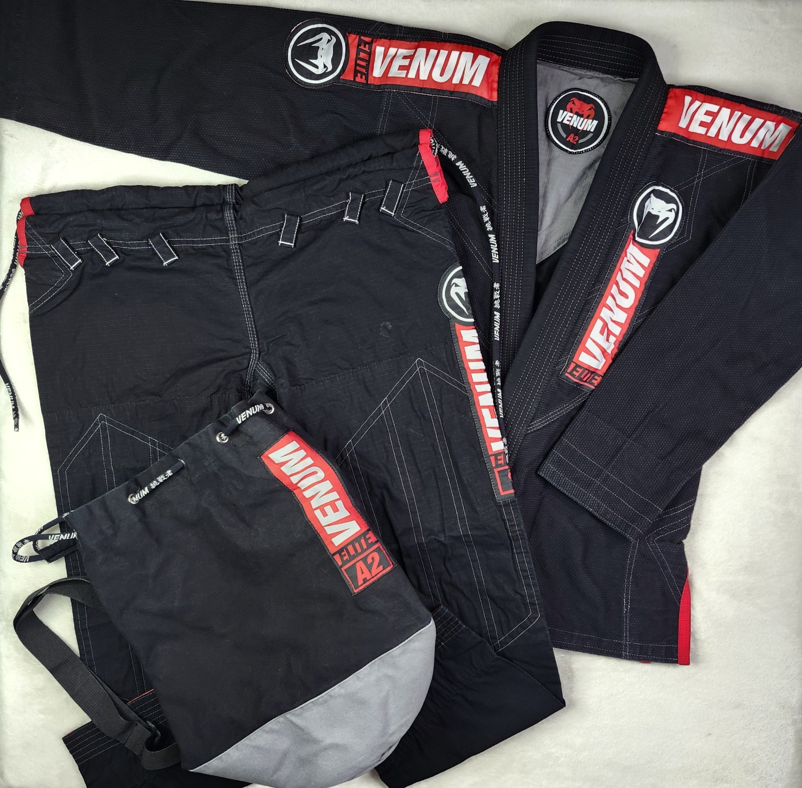 VENUM Elite Jiu-Jitsu Kimono Gi Uniform Set Black Red Size A2 w/ Bag EUC