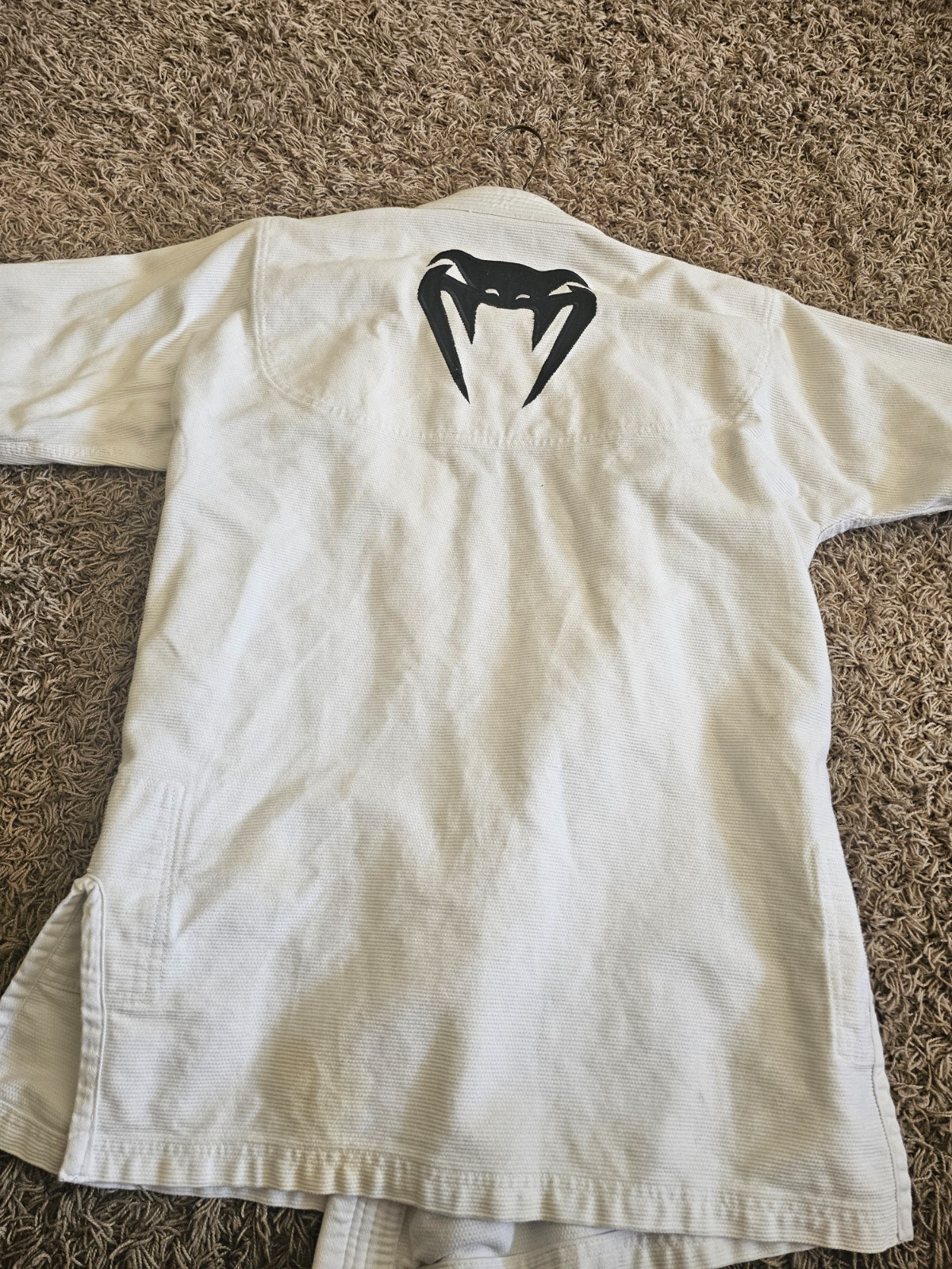 White Venum Contender 2.0 Brazilian Jiu-Jitsu Gi