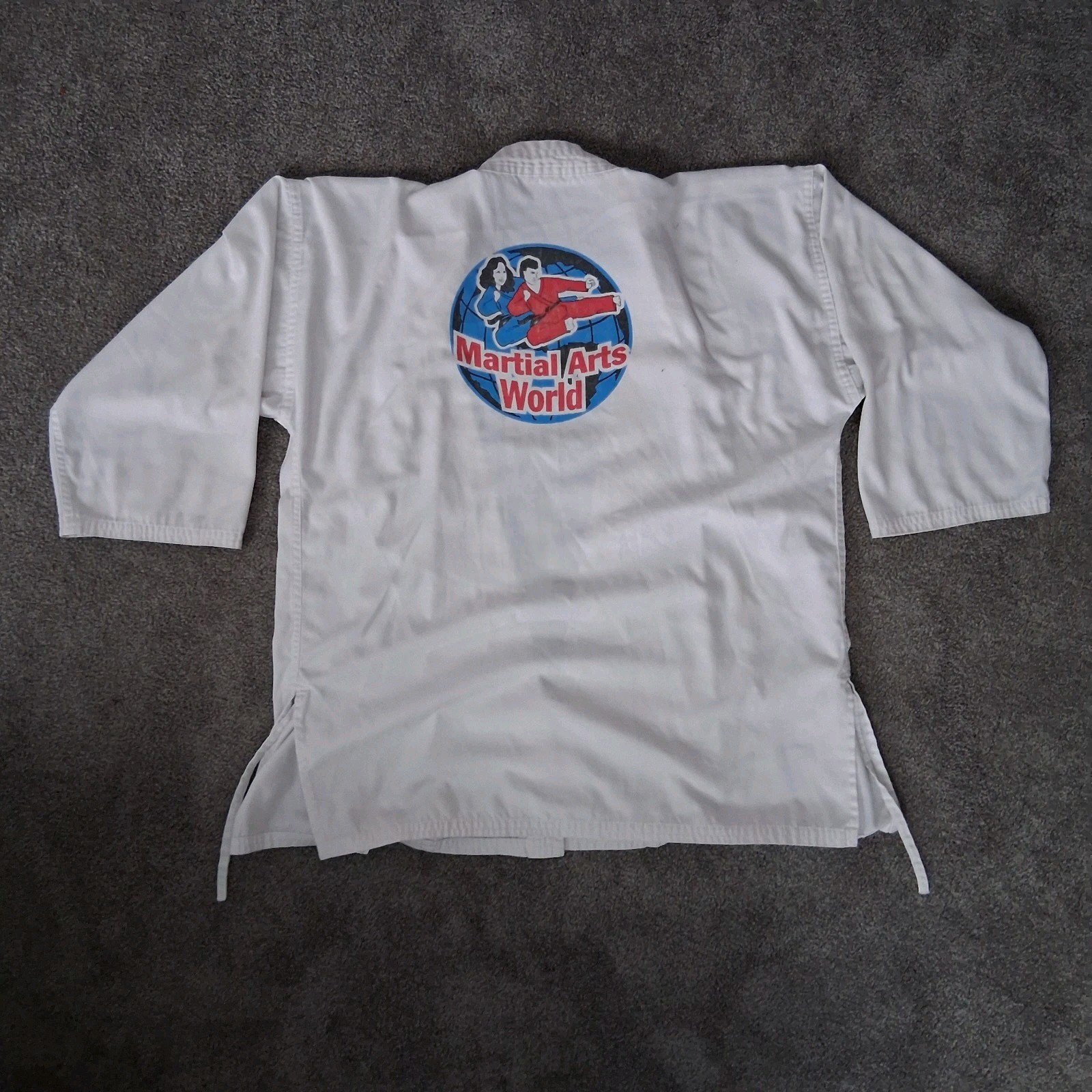 White Martial Arts Uniform Gi Suit Martial Arts World Logo Jacket & Pants Large