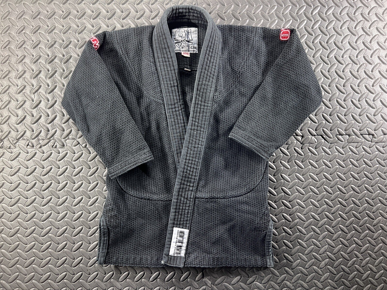 OTM Jiujitsu Gi Top Kids Black Size 000 Youth BJJ Grappling On The Mat MMA Gym