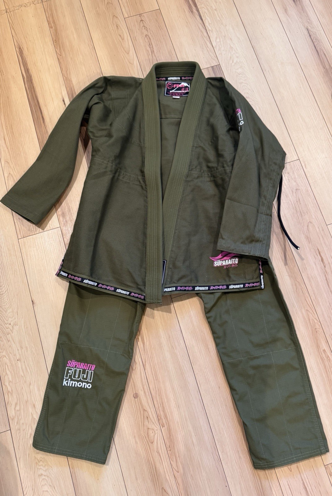 Fuji Suparaito Women Brazilian Jiu