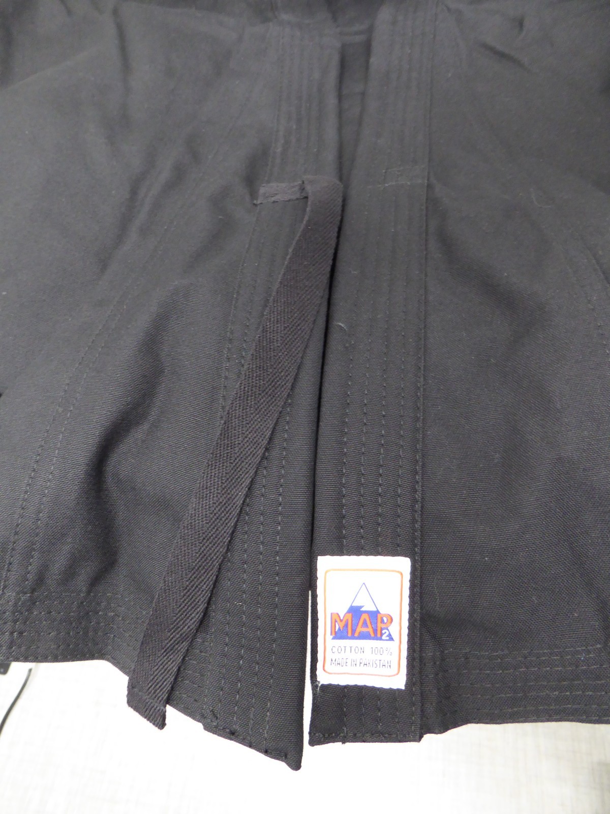 Martial Arts Gi Size 5 Black 100% Cotton Brand New NOS by MAP2