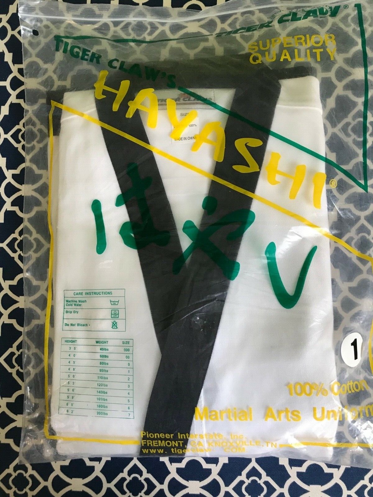 Tiger Claw Martial Arts Uniform Hayashi Gi in White and Black Brand New