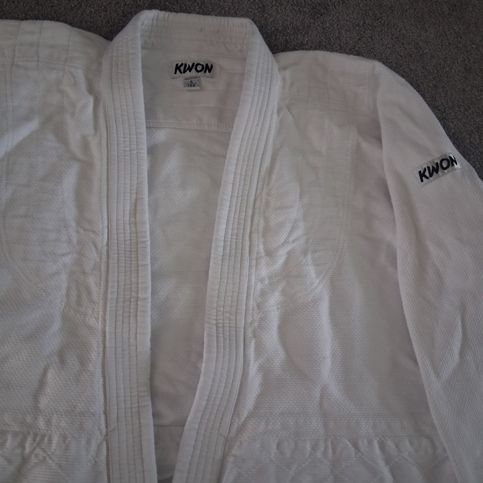 KWON White Judo Jiu-Jitsu Gi Uniform Set – Size 5 Thick Heavyweight 3-Piece