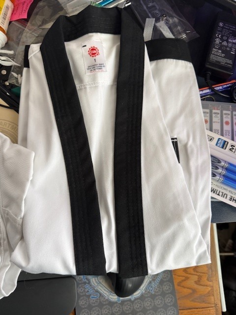 Tang Soo DoT/Tae Kwon Do Sun uniform size 1