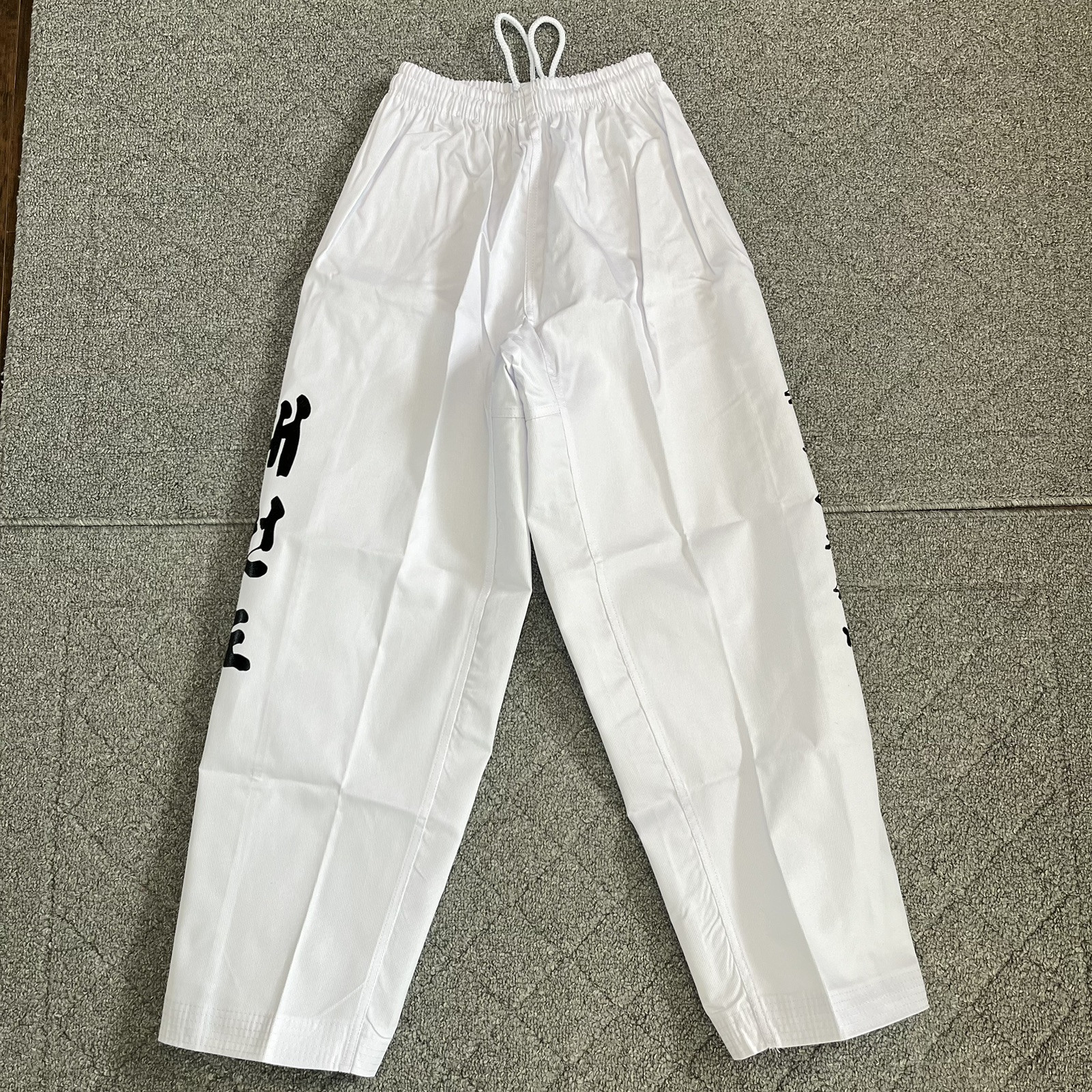 Martial Arts Taekwondo Karate Uniform Adult Size 4 White Chen Huu Academy New