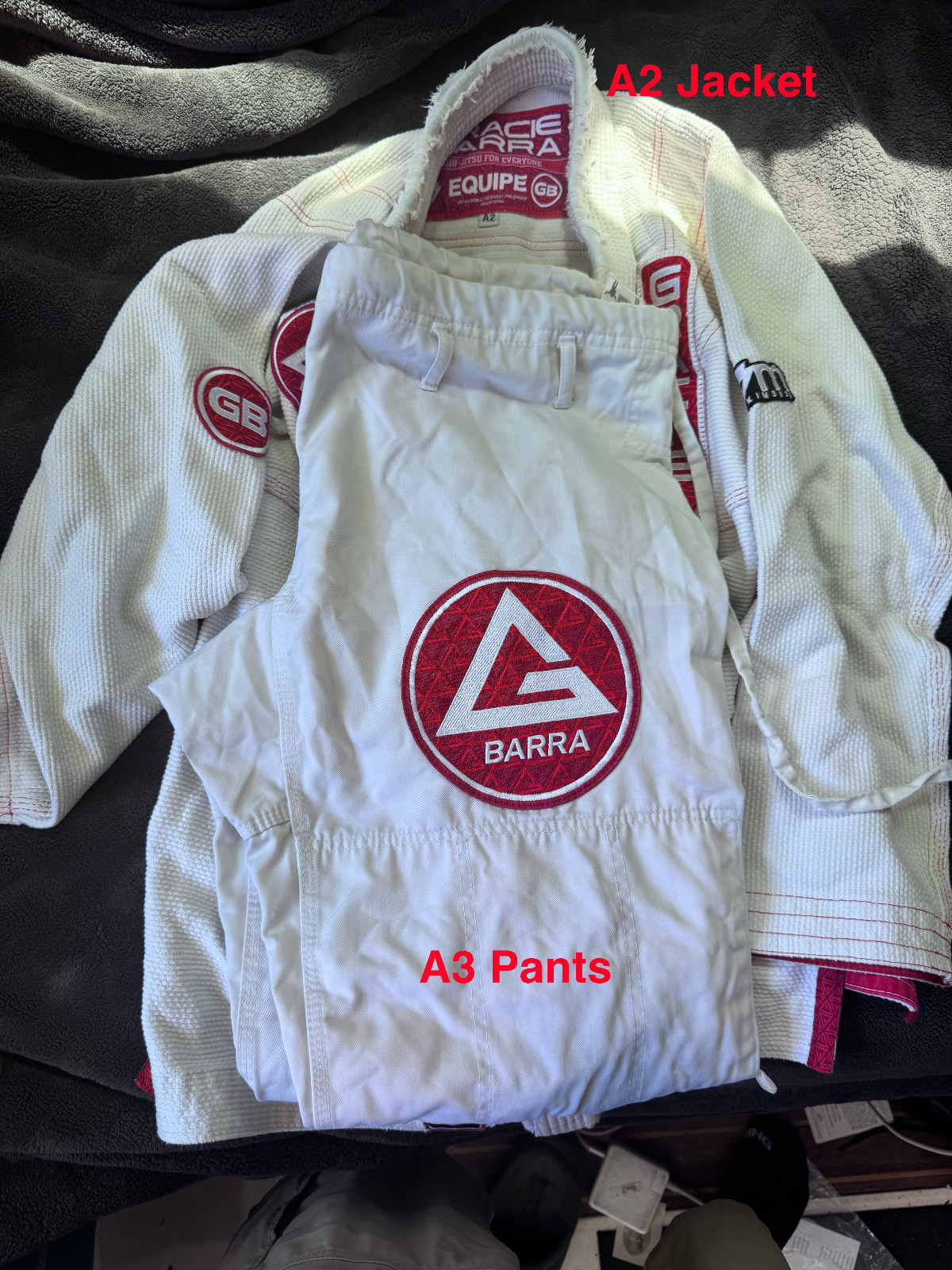 2 Gracie Barra gi Size A2 Plus 2 extra Jacket(A2) and Pants (A3) AND 4 RGs