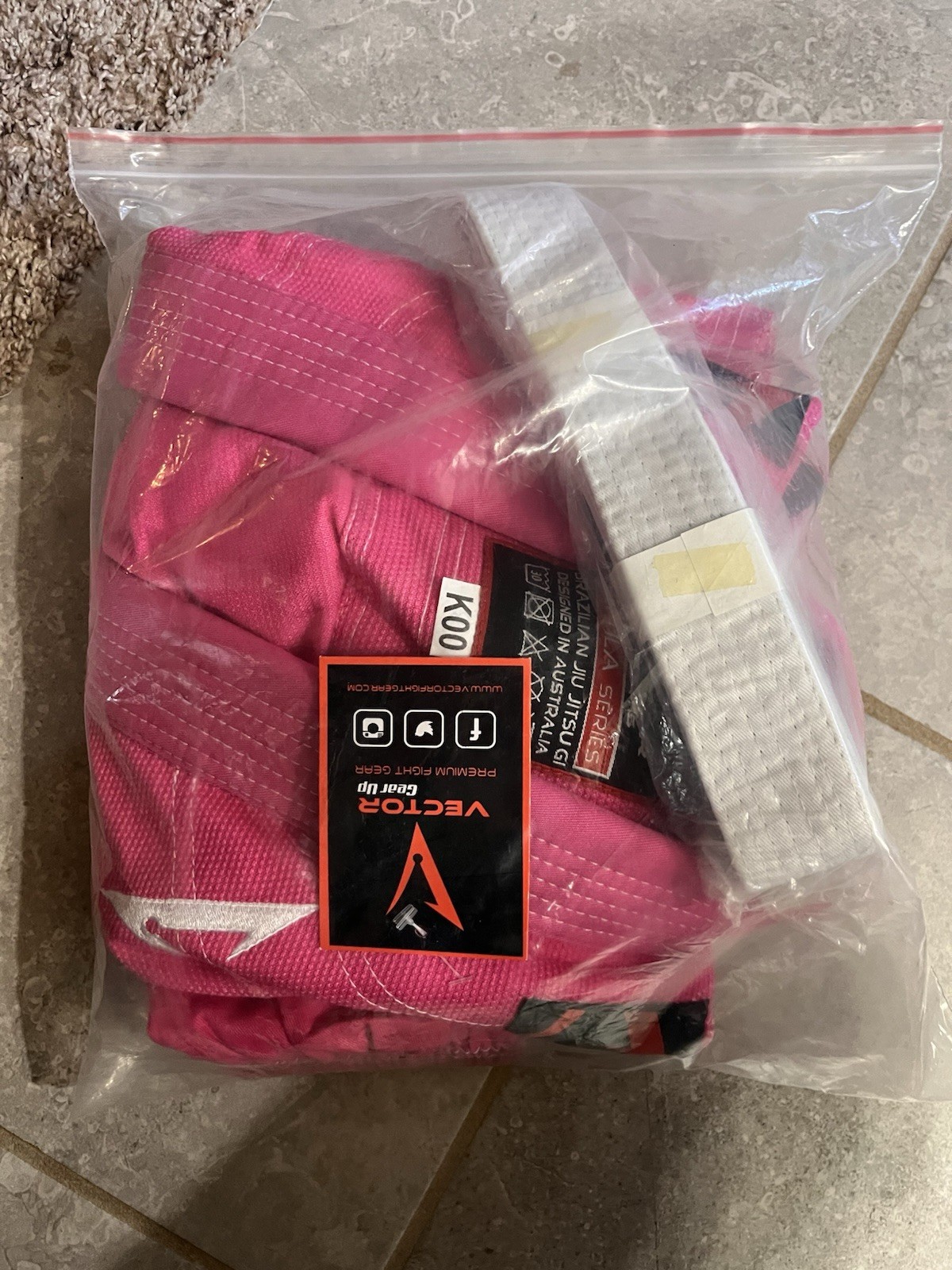 NWT Girls Jiu Jitsu Gi Size 8