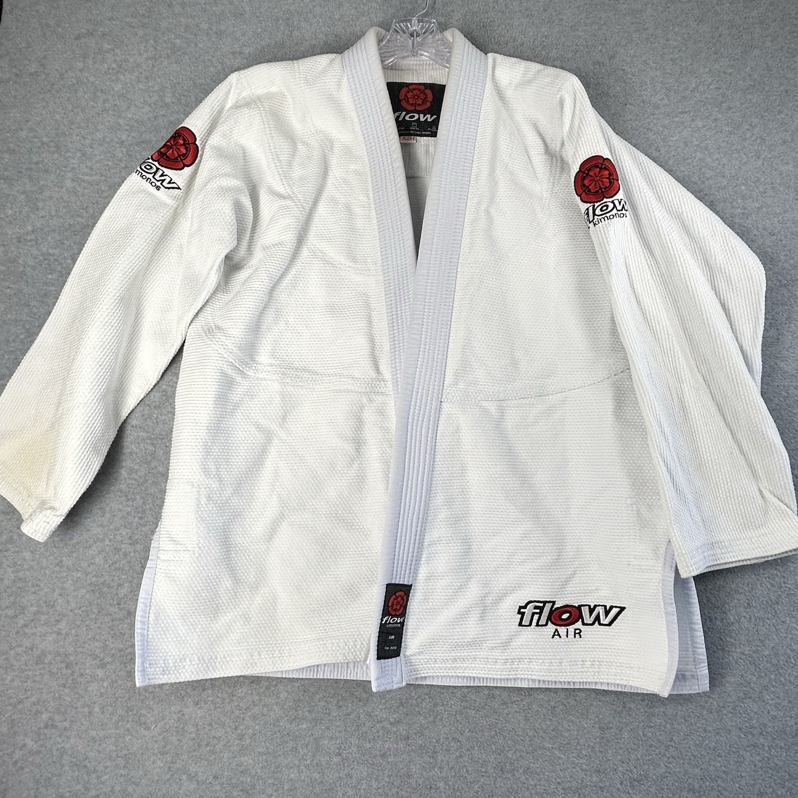 Flow Kimonos Air Brazilian Jiu-Jitsu Martial Arts MMA Jacket Cotton Sz A2H White